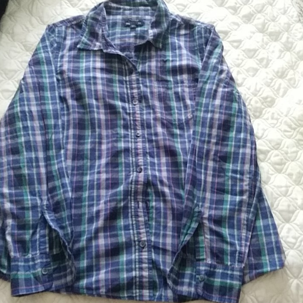 Women's button down shirt